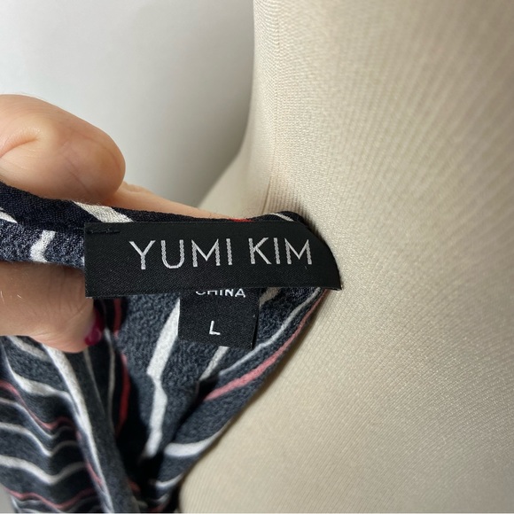 Yumi Kim Large Top Womens Black Stunner Stripe Print V Neck Long Sleeve Shirt - Picture 5 of 7